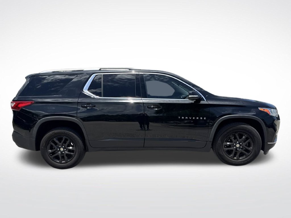 Used 2018 Chevrolet Traverse LT FWD image 4
