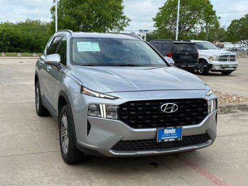 Used 2023 Hyundai Santa Fe SEL image 8