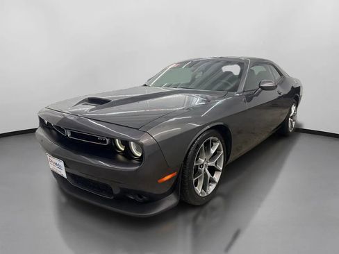 Used 2022 Dodge Challenger GT image 4