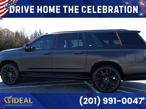 Used 2022 Cadillac Escalade ESV Sport Platinum AWD/4WD image 5