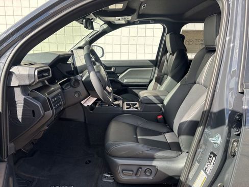 New 2026 Toyota 4Runner Limited image 10