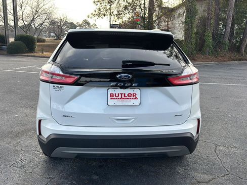 Used 2022 Ford Edge SEL w/ Convenience Package image 4