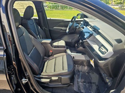 New 2027 Chevrolet Bolt RS w/ Technology Package FWD image 11