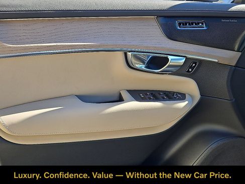Certified 2026 Volvo XC90 B6 Plus w/ Protection Package Premier AWD/4WD image 10