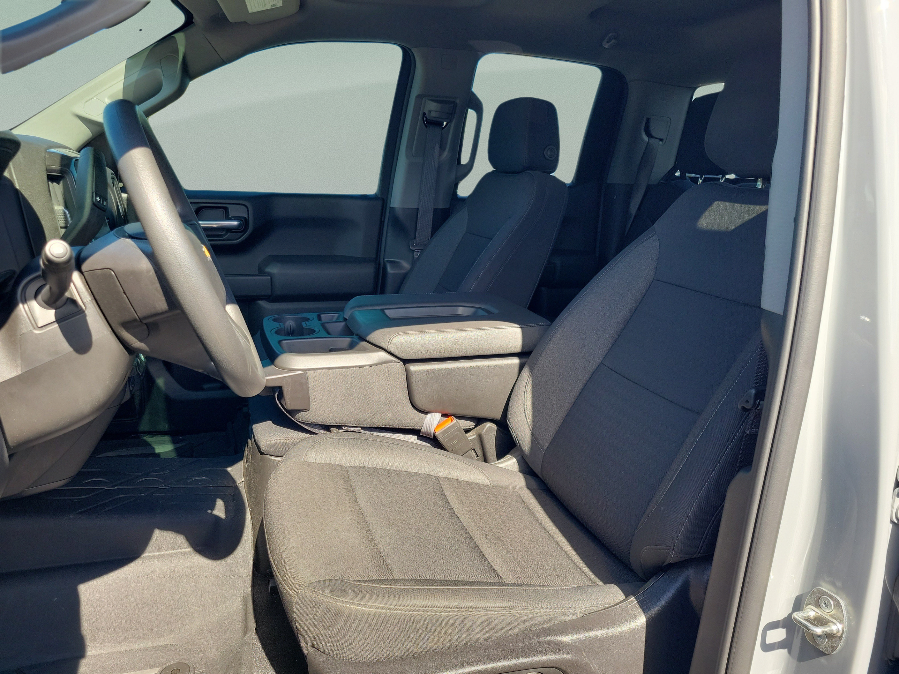Used 2024 Chevrolet Silverado 1500 Custom w/ LPO, Dark Essentials Package AWD/4WD image 17