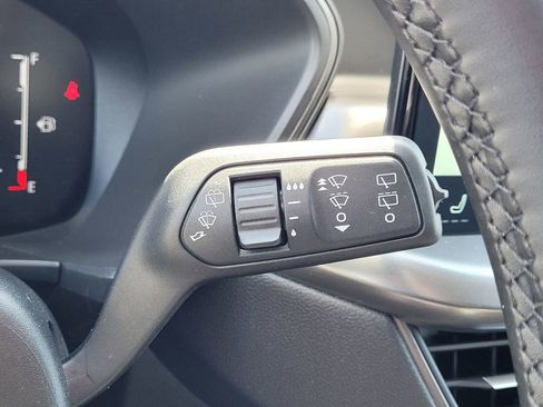 New 2025 Ford Escape SE image 43