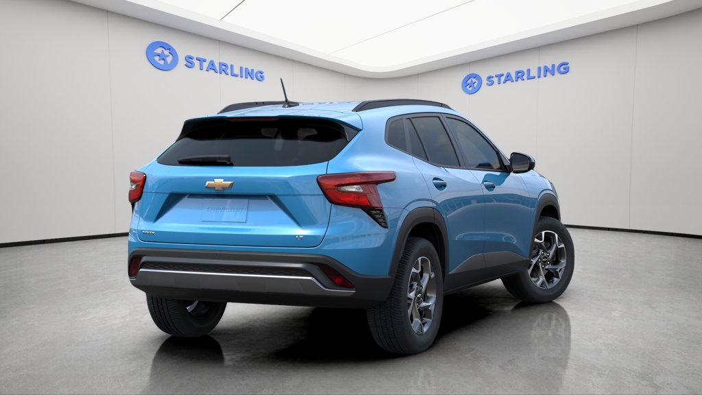 New 2026 Chevrolet Trax LT w/ Driver Confidence Package FWD image 3