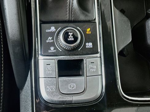 Used 2022 Kia Telluride S AWD/4WD image 26