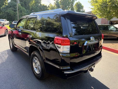 Used 2013 Toyota 4Runner SR5 w/ Convenience Pkg RWD image 3