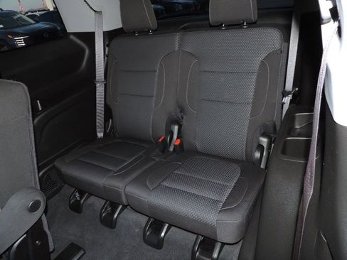 Used 2023 GMC Acadia SLE w/ Driver Convenience Package image 25