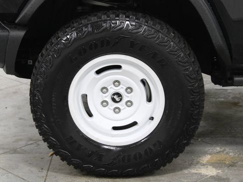 Used 2023 Ford Bronco Heritage Edition AWD/4WD image 18