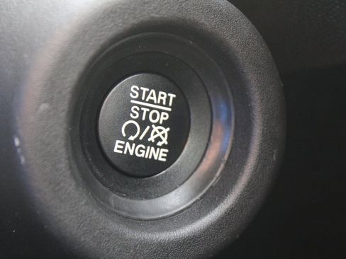 Used 2023 RAM ProMaster 2500 image 40