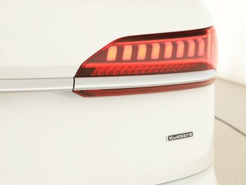 Certified 2022 Audi Q7 2.0T Premium Plus AWD/4WD image 34