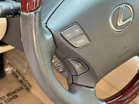 Used 2007 Lexus LS 460 L RWD image 80