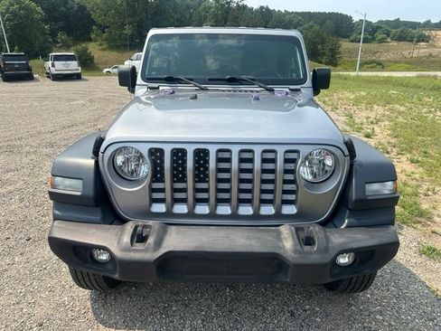 Used 2019 Jeep Wrangler Unlimited Sport S AWD/4WD image 9