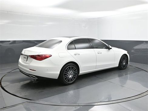 Used 2025 Mercedes-Benz C 300 Sedan image 11
