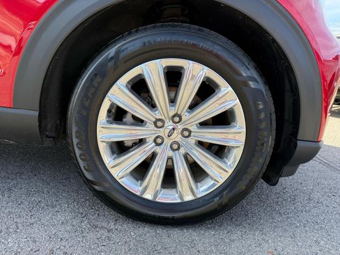 Used 2020 Ford Explorer Limited image 47