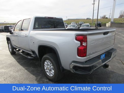 Certified 2022 Chevrolet Silverado 2500 LT w/ Convenience Package image 3