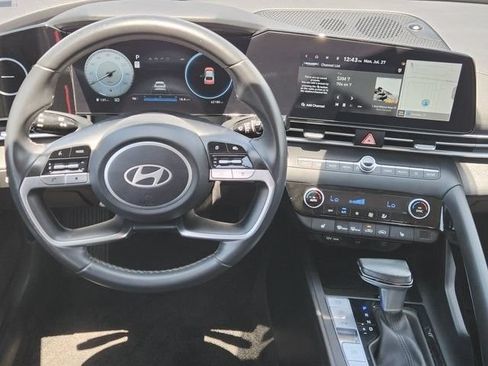 Used 2024 Hyundai Elantra Limited FWD image 27