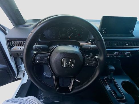 Used 2025 Honda Civic Sport image 8