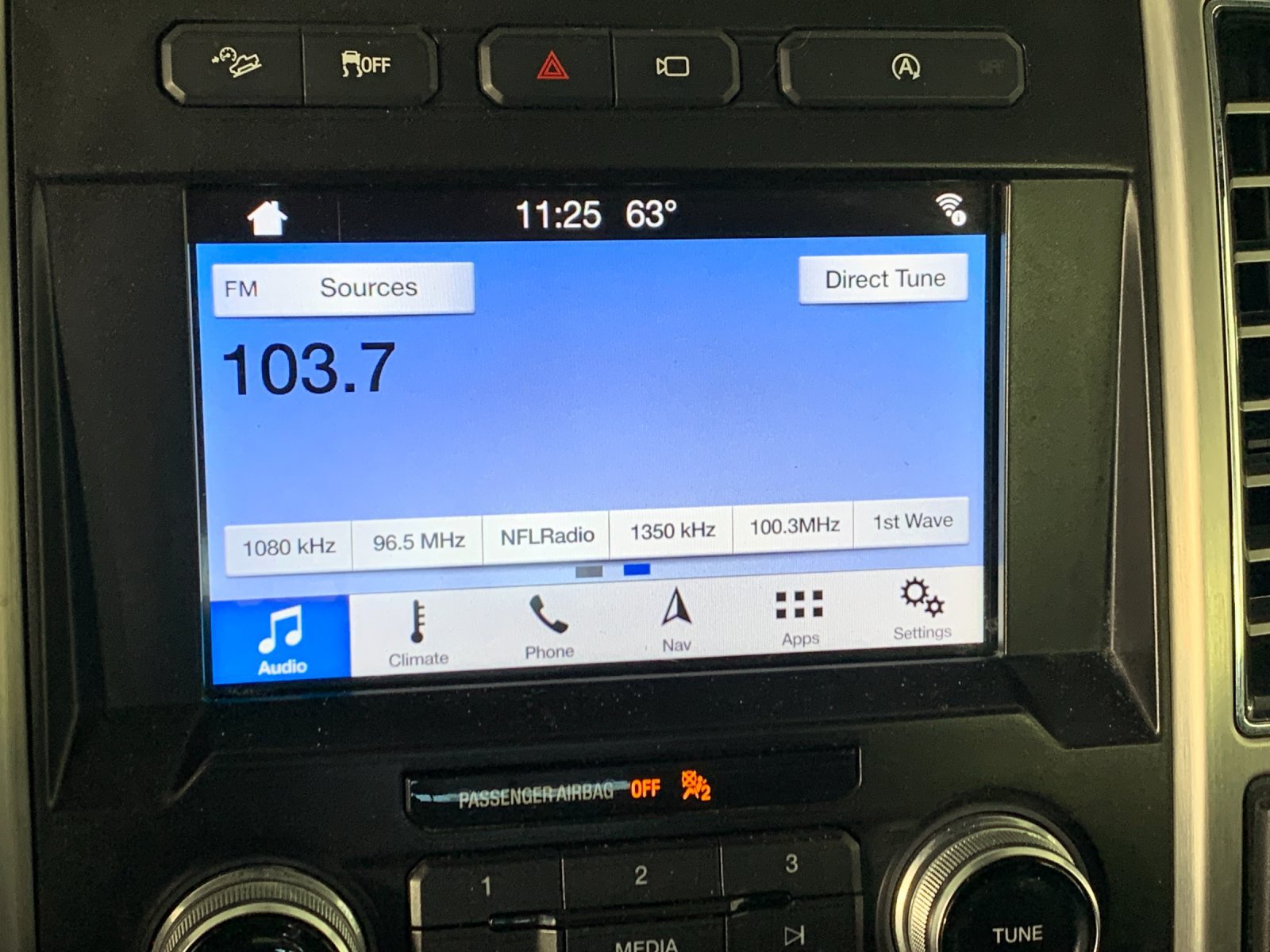Used 2019 Ford F150 Platinum w/ Equipment Group 701A Luxury AWD/4WD image 26