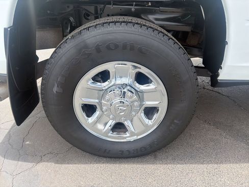 Used 2022 RAM 2500 Big Horn w/ Cold Weather Group AWD/4WD image 10