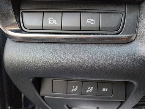 Used 2024 MAZDA CX-30 AWD 2.5 S w/ Preferred Package image 17