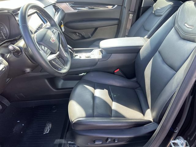 Certified 2025 Cadillac XT5 Premium Luxury w/ Technology Package AWD/4WD image 18