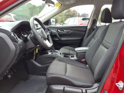 Used 2017 Nissan Rogue S FWD image 11