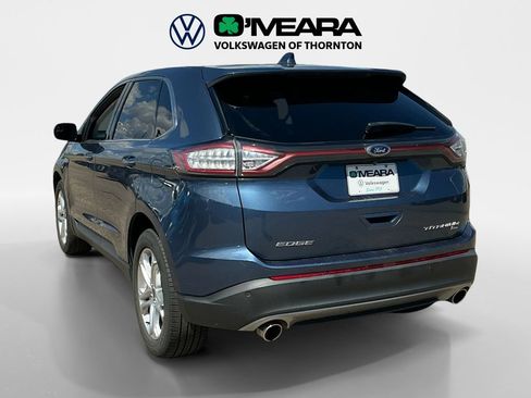 Used 2018 Ford Edge Titanium w/ Technology Package AWD/4WD image 3