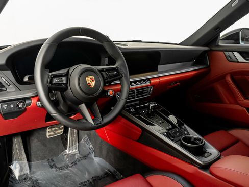 Used 2025 Porsche 911 Carrera S image 2