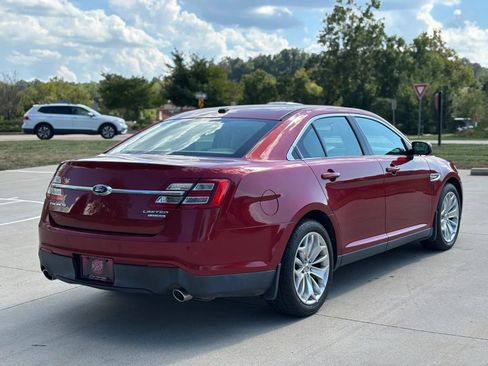Used 2013 Ford Taurus Limited FWD image 5