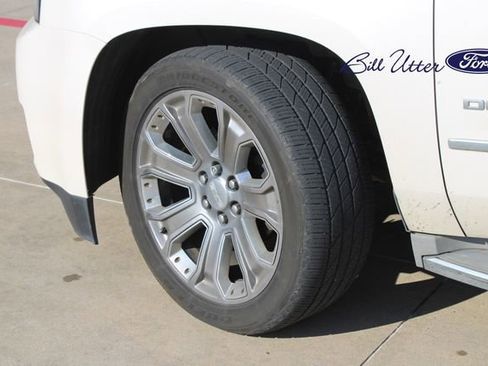 Used 2015 GMC Yukon Denali w/ Touring Package image 9