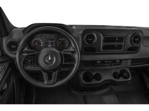 Used 2022 Mercedes-Benz Sprinter 2500 image 7