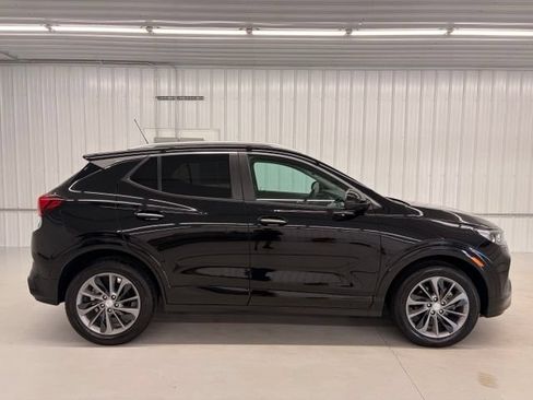 Used 2023 Buick Encore GX Select w/ Sport Touring Package FWD image 6