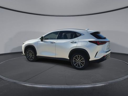 Used 2024 Lexus NX 250 FWD w/ Towing Package (2000 Lbs) image 6