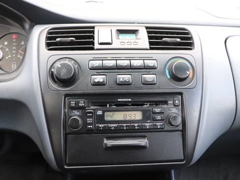 Used 2001 Honda Accord LX image 27