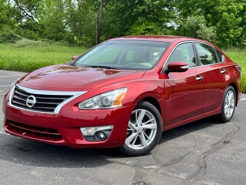 Used 2015 Nissan Altima 2.5 SL FWD image 2