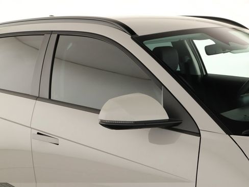 Used 2025 Hyundai Ioniq 5 SEL RWD image 38