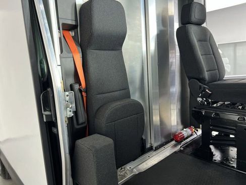 Used 2024 Chevrolet Brightdrop 400 w/ Commercial Equipment Package AWD/4WD image 22