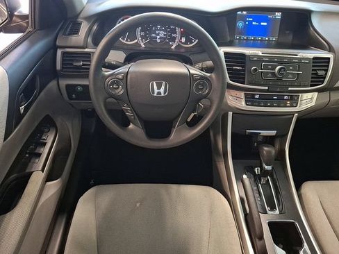 Used 2013 Honda Accord LX image 13