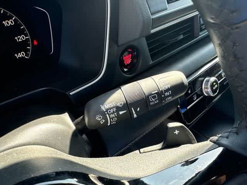 Used 2023 Honda Pilot EX-L image 17