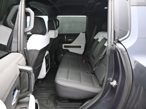 Used 2025 GMC Hummer EV 3X AWD/4WD image 26