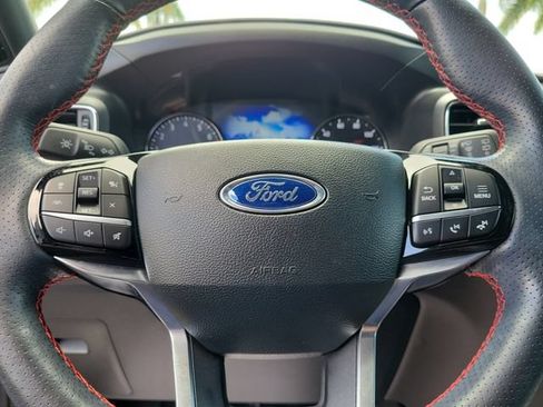 Used 2023 Ford Explorer ST-Line w/ Class IV Trailer Tow Package RWD image 14