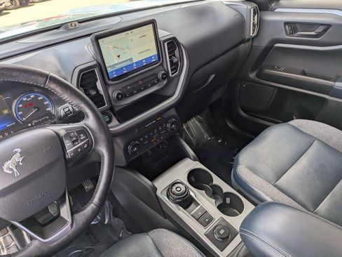 Used 2021 Ford Bronco Sport Outer Banks w/ Outer Banks Package AWD/4WD image 18