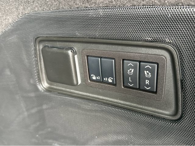 Certified 2024 Cadillac Escalade ESV Sport RWD image 32