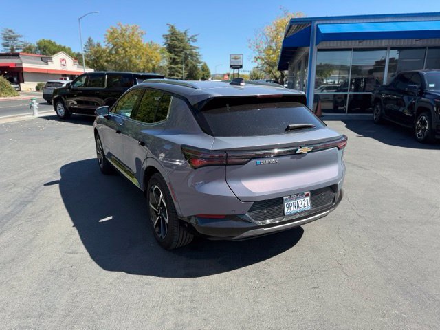 Used 2024 Chevrolet Equinox EV LT w/ Active Safety Package 3 FWD image 8