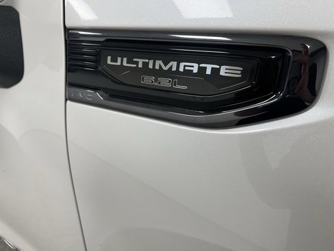 Used 2023 GMC Sierra 1500 Denali Ultimate image 17