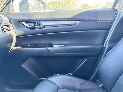 Used 2021 MAZDA CX-5 Touring image 27