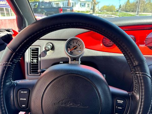 Used 2000 Plymouth Prowler image 13